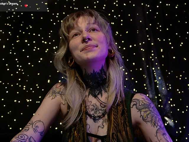 LittleSpaceMouse-'s BongaCams show and profile