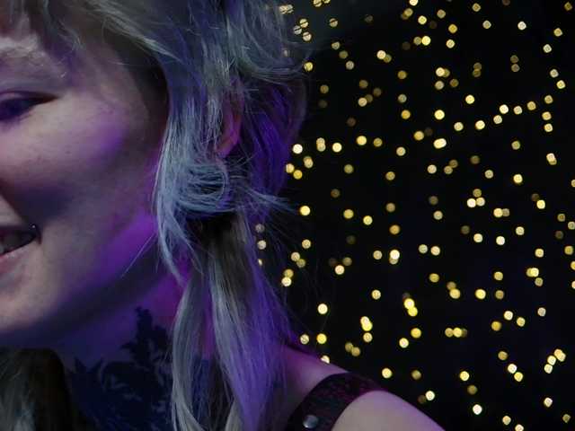 LittleSpaceMouse-'s BongaCams show and profile