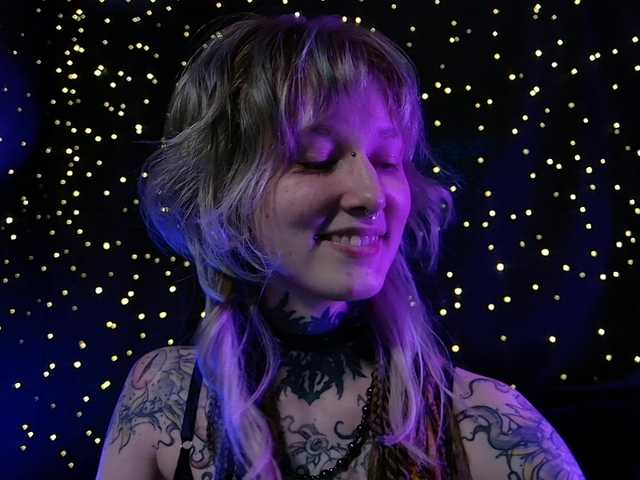 LittleSpaceMouse-'s BongaCams show and profile