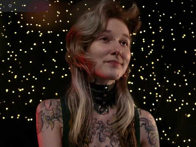 LittleSpaceMouse-'s BongaCams show and profile