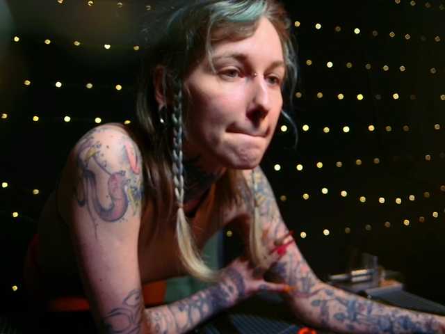 LittleSpaceMouse-'s BongaCams show and profile