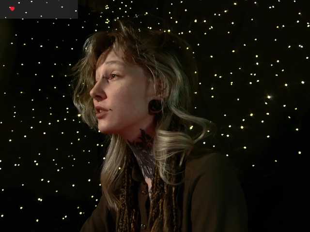 LittleSpaceMouse-'s BongaCams show and profile