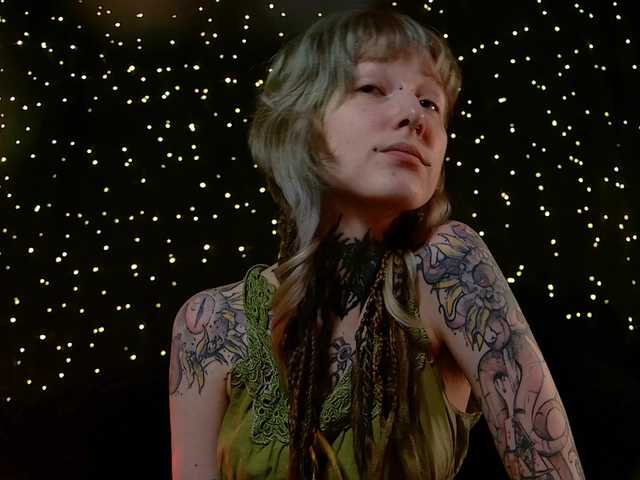 LittleSpaceMouse-'s BongaCams show and profile