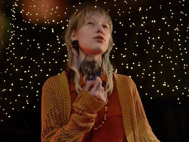 LittleSpaceMouse-'s BongaCams show and profile