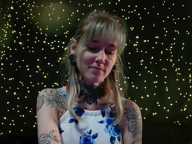 LittleSpaceMouse-'s BongaCams show and profile