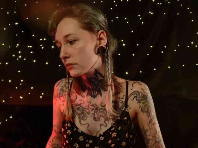 LittleSpaceMouse... Live Webcam on BongaCams