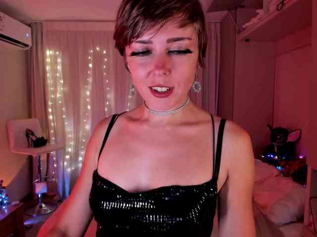 PrincessSonya webcam