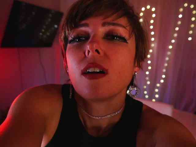 PrincessSonya webcam