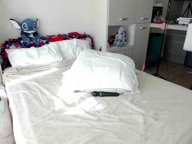 PrincessSonya webcam