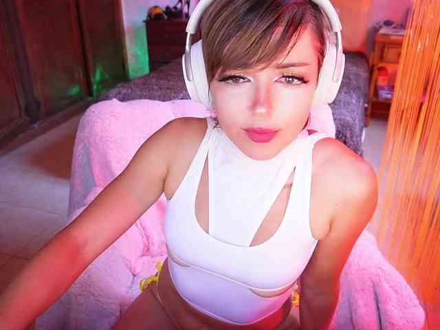 PrincessSonya webcam