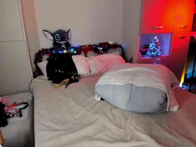 PrincessSonya webcam