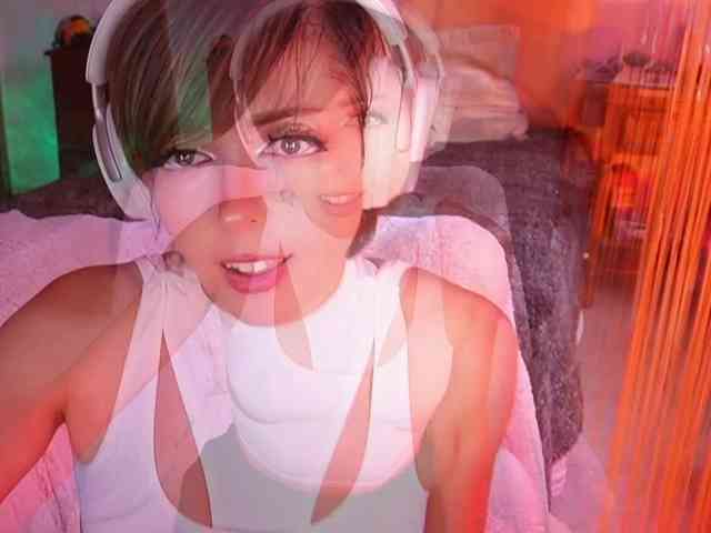PrincessSonya webcam