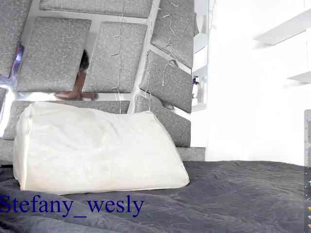 Модель: ashley_crotez