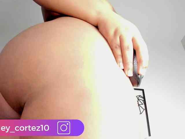 ashley_crotez webcam