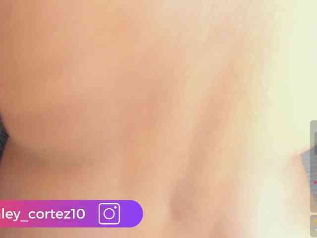 ashley_crotez webcam