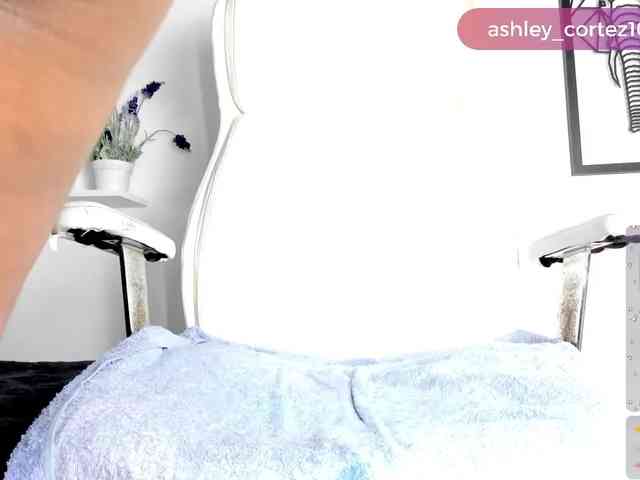 ashley_crotez webcam
