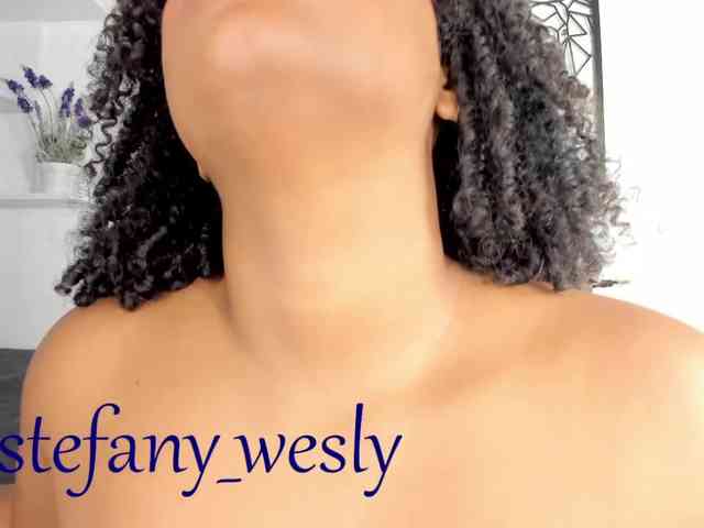 ashley_crotez webcam