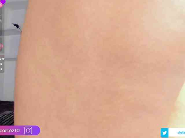 Модель: ashley_crotez