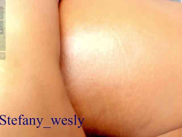 Модель: ashley_crotez
