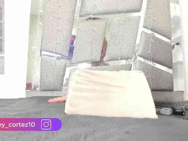 ashley_crotez webcam
