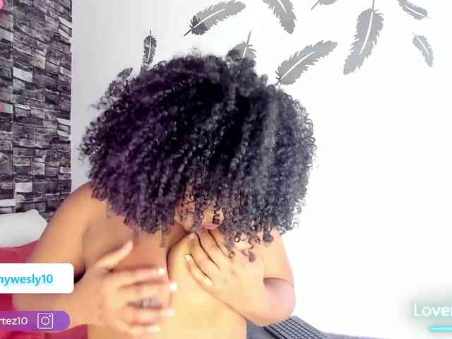 ashley_crotez webcam