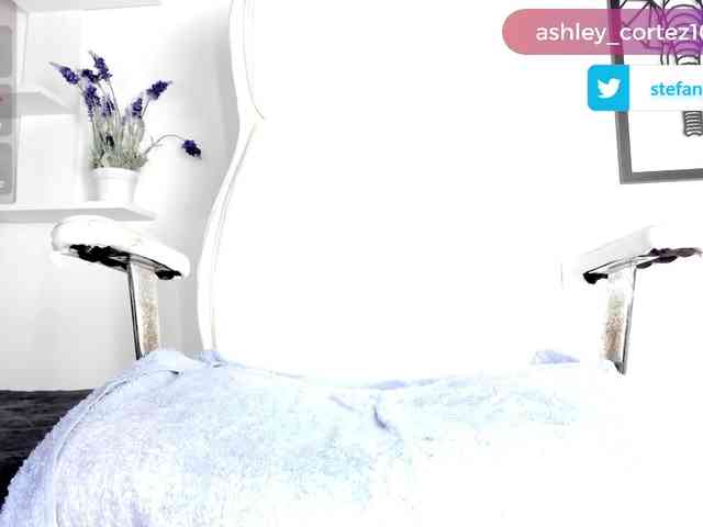 ashley_crotez webcam