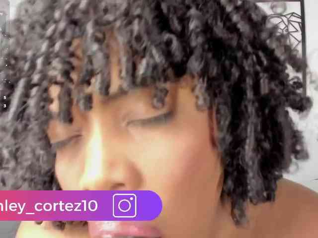 ashley_crotez webcam
