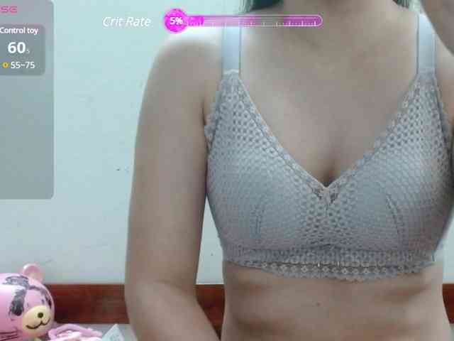 Ernesta102 webcam