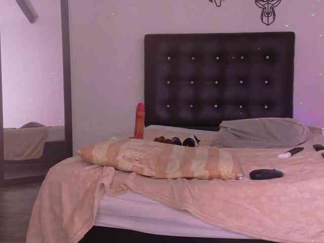 Cuckold-lover webcam