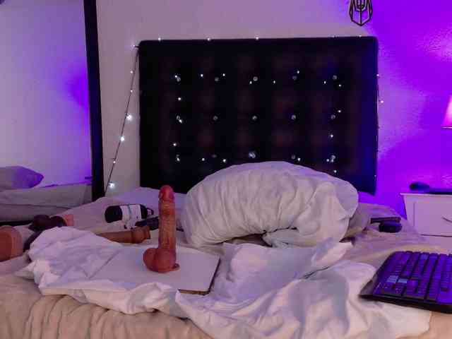 Cuckold-lover webcam