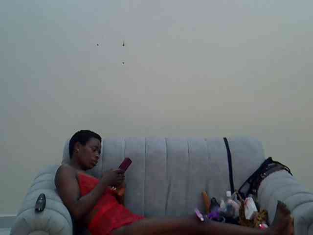 Divaslutty webcam