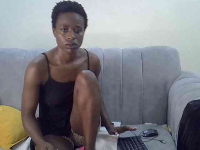 Divaslutty webcam