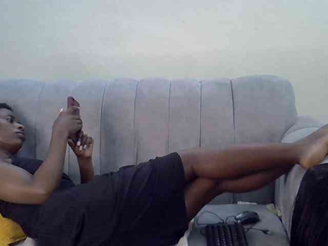 Divaslutty webcam
