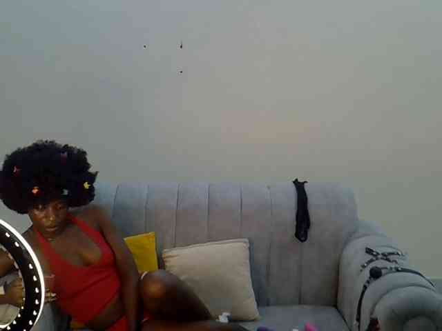 Divaslutty webcam