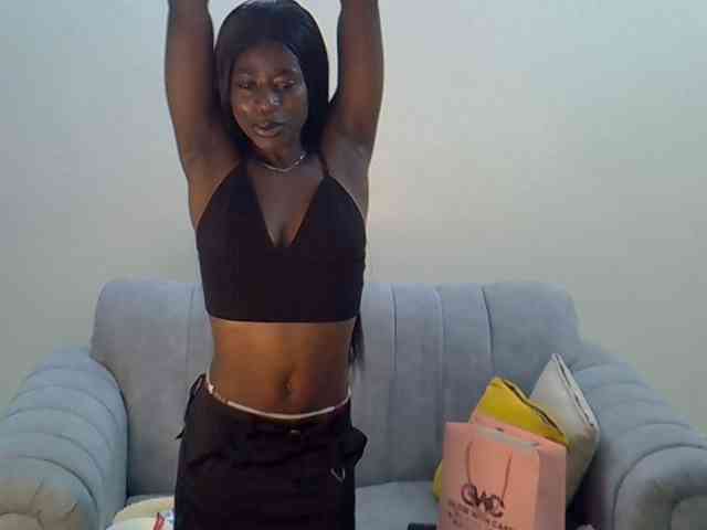 Divaslutty webcam