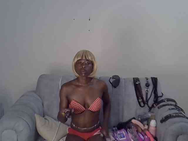 Divaslutty webcam
