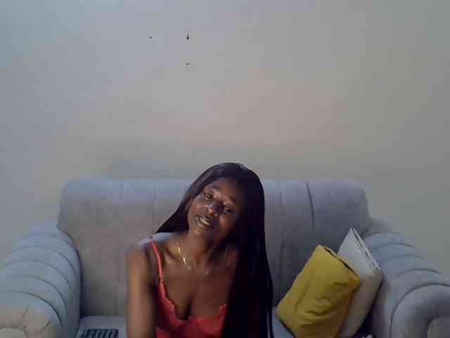 Divaslutty webcam