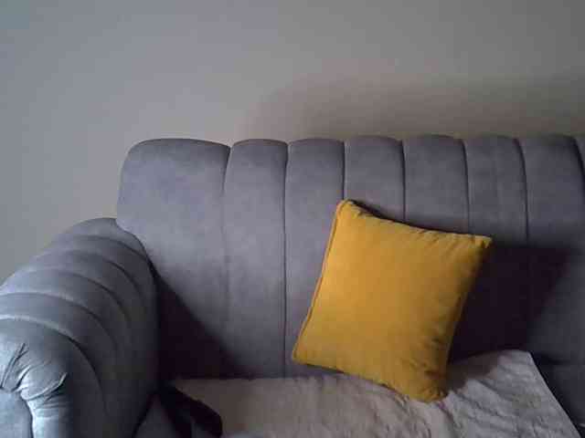 Divaslutty webcam