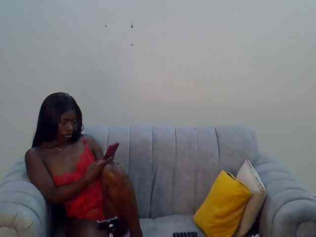 Divaslutty webcam