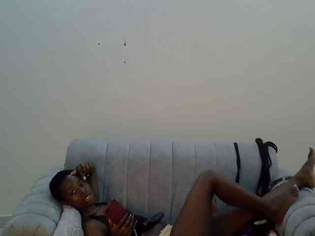 Divaslutty webcam
