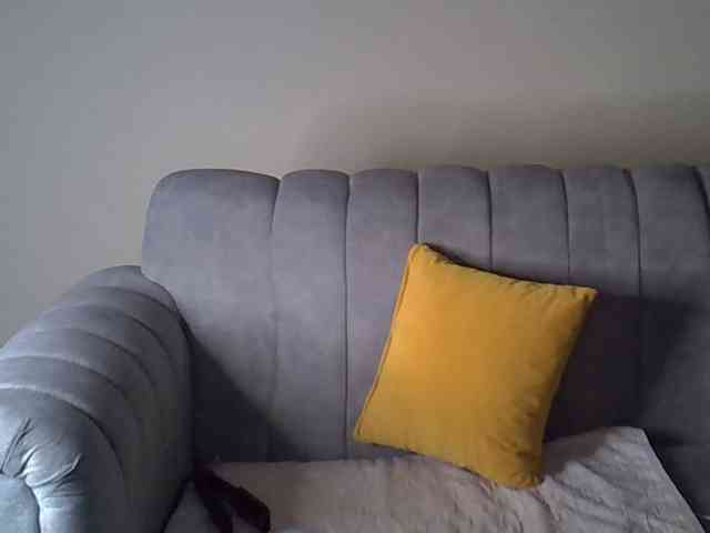 Divaslutty webcam