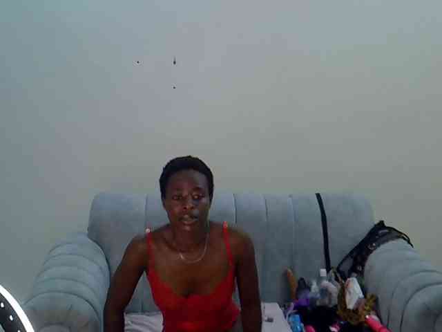 Divaslutty webcam