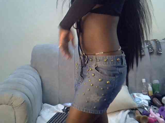 Divaslutty webcam