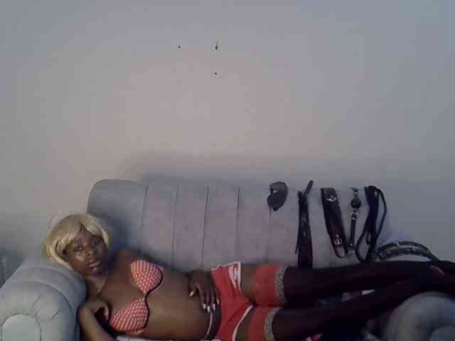 Divaslutty webcam