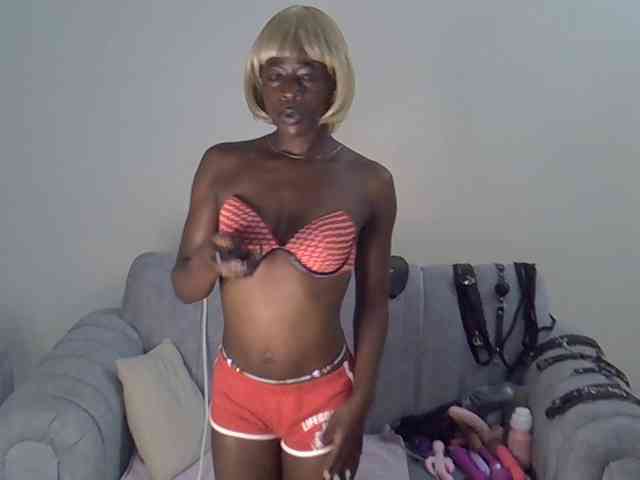 Divaslutty webcam