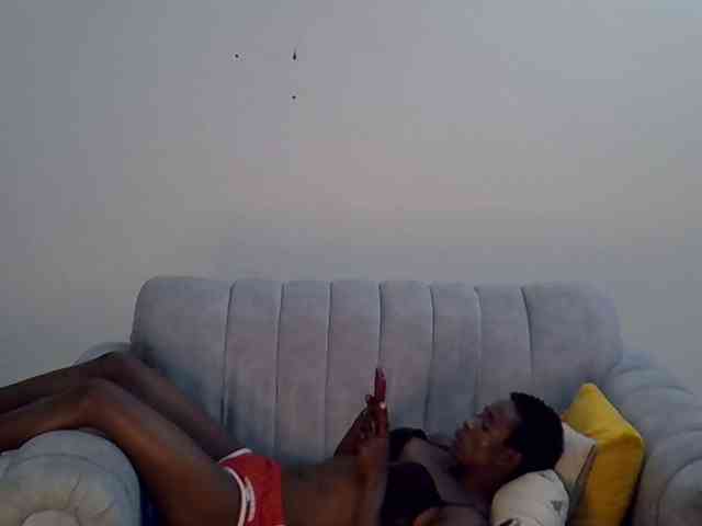 Divaslutty webcam