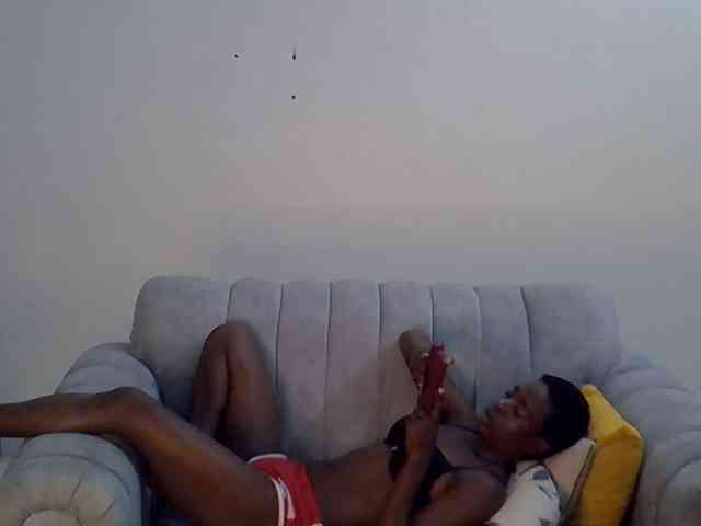 Divaslutty webcam