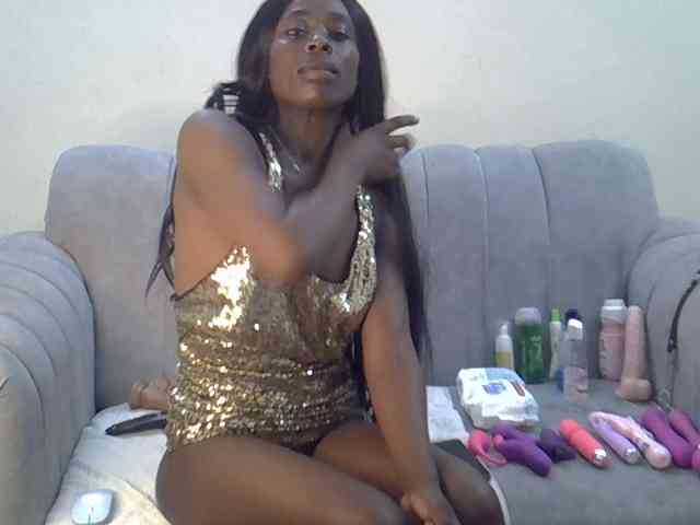 Divaslutty webcam