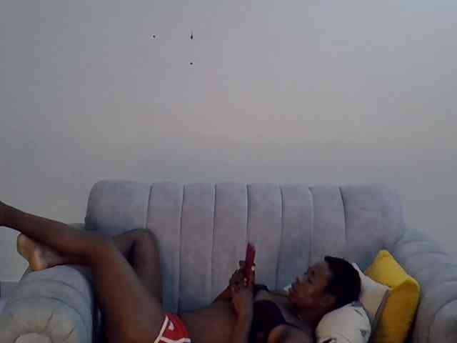 Divaslutty webcam