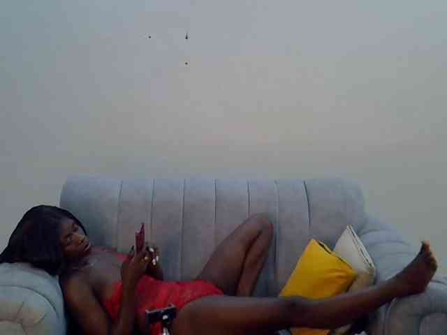 Divaslutty webcam
